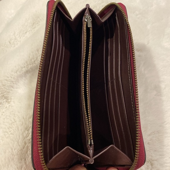 COACH metallic pink zip around wallet - Picture 6 of 10